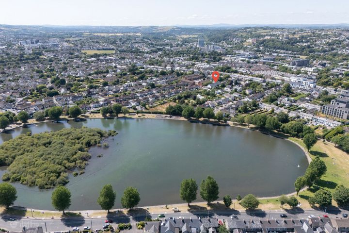 Saoirse Cuirt, Saint Finbarr's Park, Glasheen Road, The Lough, Co. Cork