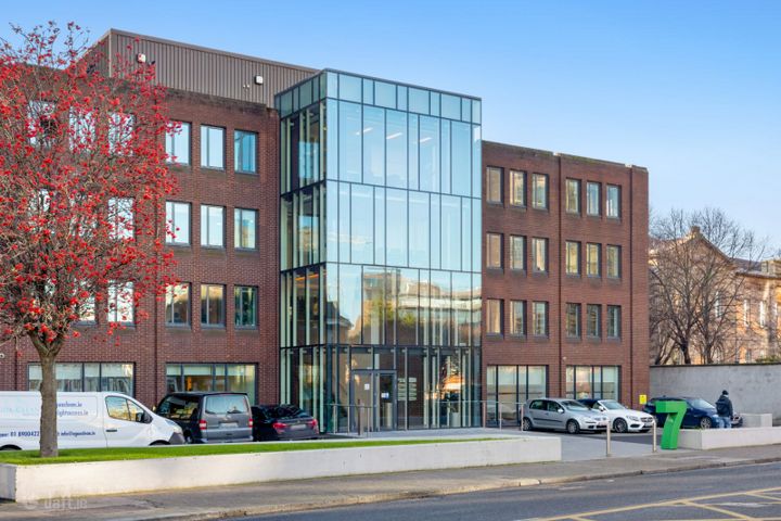 7 Grand Canal, Dublin 2