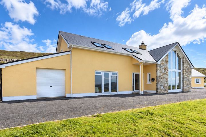 Pulgloss, Roonah Point, Roonah Quay, Co. Mayo, F28HD30