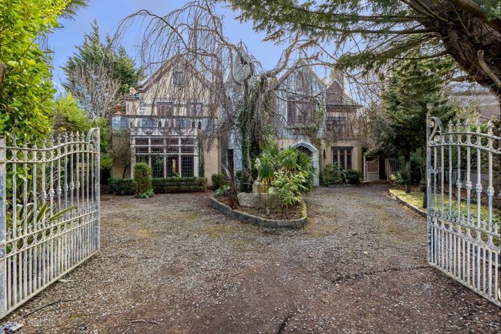 Setauket, 6 The Birches, Torquay Rd Foxrock Dublin 18, Dublin 18, Dublin