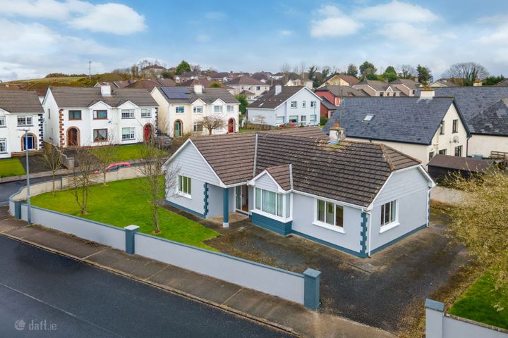 17 Garryduff Drive, Pound Road, Castlebar, Co. Mayo, F23E432