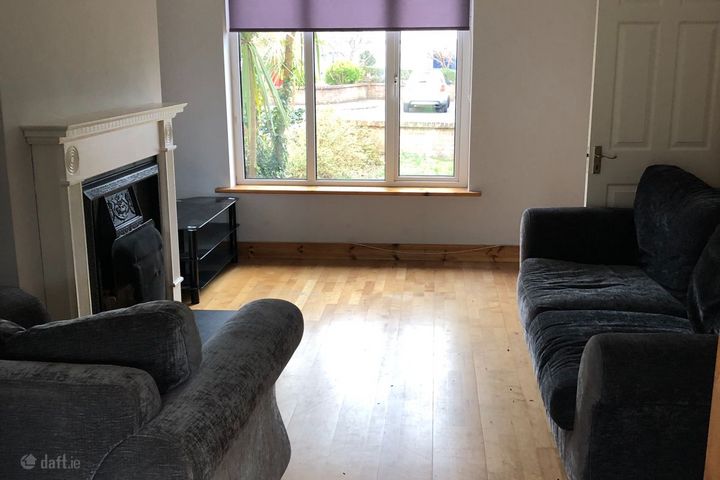 35 Carrigeen, Knocknacarra, Galway, Knocknacarra, Co. Galway