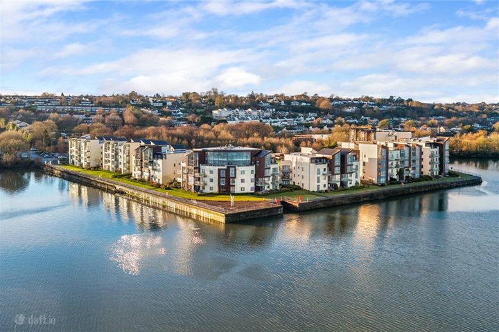 Apt 102 Mizen, Hartys Quay, Rochestown, Cork
