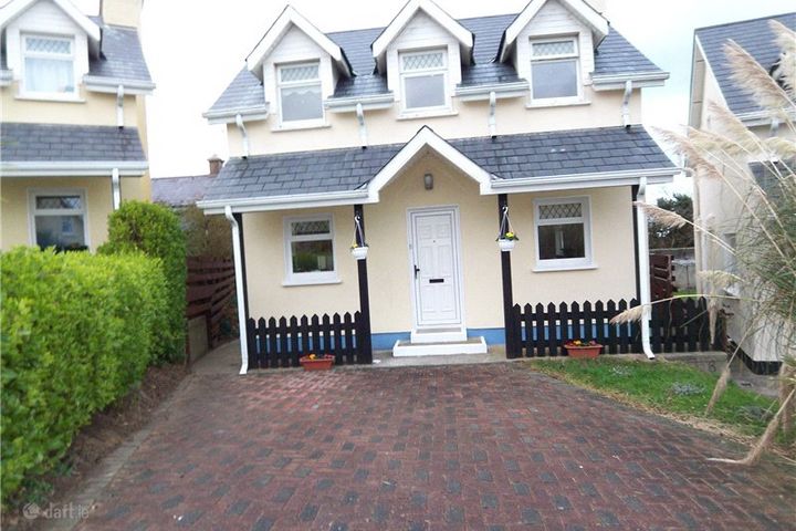 8 Ravens Point, Curracloe, Co. Wexford