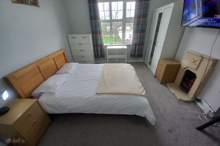 Cabra (beside large Tesco), Dublin 7, Navan Road (D7), Dublin 7