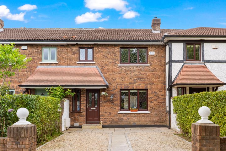 37 Tudor Lawns, Foxrock, Dublin 18, D18X6F8