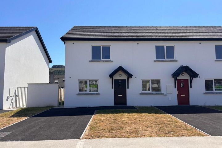 19 Park Road, Ivowen, Kilsheelan, Co. Tipperary, E91V2P5