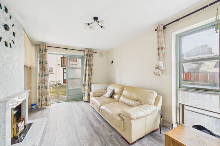 Apt 3 Cathedral Close, Tullow Street, Carlow Town, Co. Carlow, R93EP08