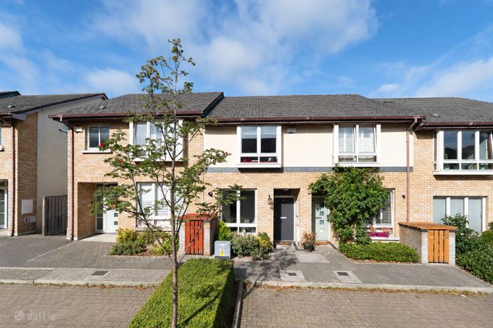 25 Belarmine Place, Dublin 18, Stepaside, Dublin 18, D18HX21