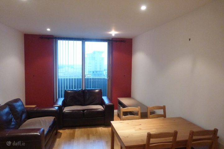 143 The Crescent, Park West, Co. Dublin