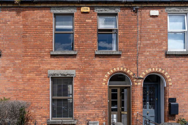 8 Lorne Terrace, Brookfield Street, Kilmainham, Dublin 8, D08V82H
