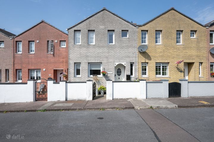 33 Brooklodge Grove, Glanmire, Co. Cork, T45EN84