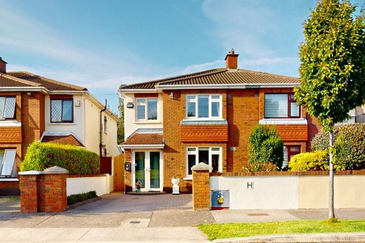 Castlefield Manor, Knocklyon, Dublin 16, D16C757