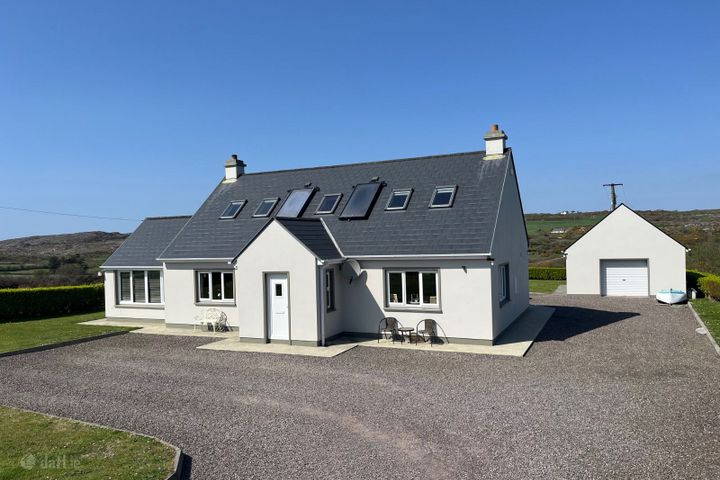 Knock, Lowertown, Schull, Co. Cork, P81HY26