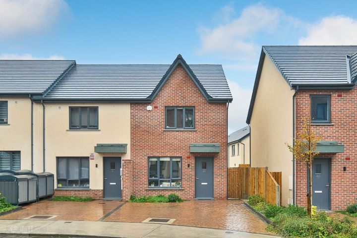 42 Castle Green, Hereford Park, Leixlip, Co. Kildare, W23KHF2