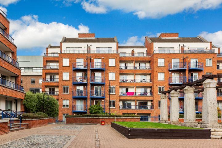 62 Eagle Island, Custom House Harbour, IFSC, Dublin 1, D01YE27