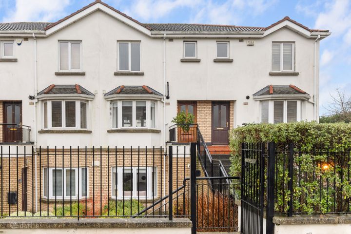 18 Mounttown Villas, Mounttown Road Lower, Glenageary, Co. Dublin