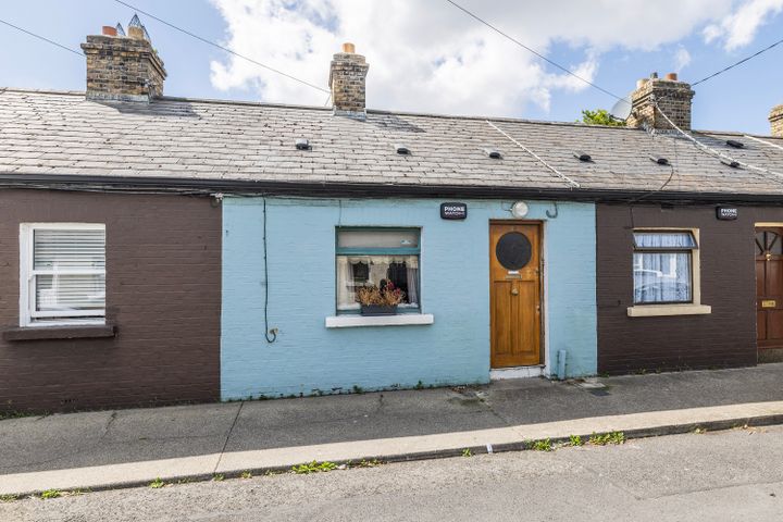 24 Sarsfield Street, Sallynoggin, Co. Dublin, A96WT27