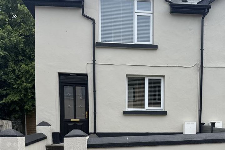 Moore street, Loughrea, Galway, H62V489