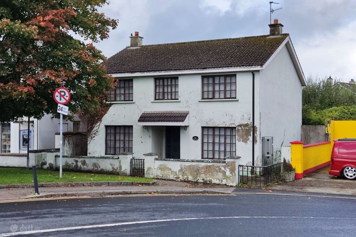 Bridge View, Bridge Street, Lifford, Co. Donegal, F93N1NC