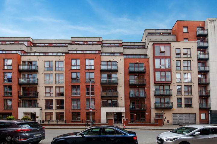 Block E, 299 Castleforbes Square, IFSC, Dublin 1, D01W224