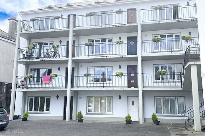 Apartment 3a, Eglinton Court, Woodquay, Co. Galway, H91DX71
