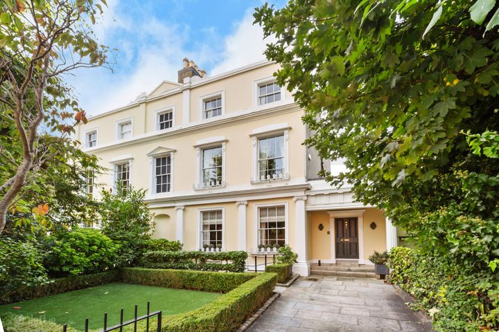 2 Harcourt Terrace, Dublin 2, D02E722