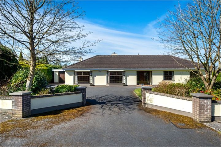 The Rise, Barry More, Kiltoom, Co. Roscommon, N37R295