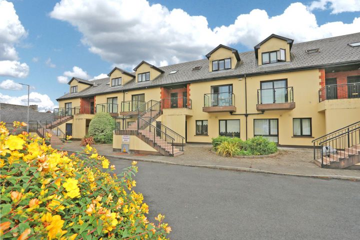 19 Cuairt Na Heaglaise, Main Street, Newmarket-On-Fergus, Shannon, Co. Clare