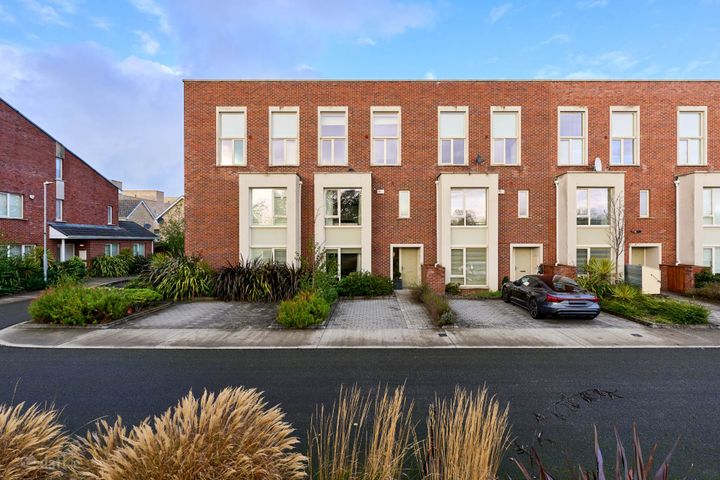 34 Royal Canal Avenue, Royal Canal Park, Dublin 15, D15HA2X