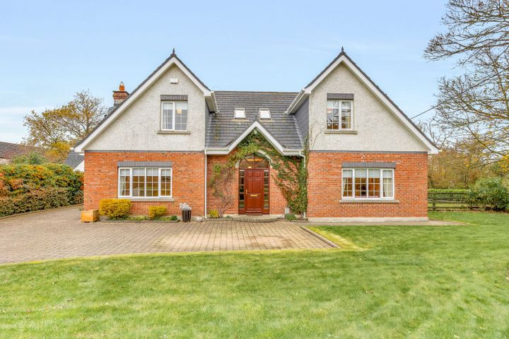 Ballymoss, 1 O'Brien'S Lane, Oldtown, Co. Dublin, A45H927
