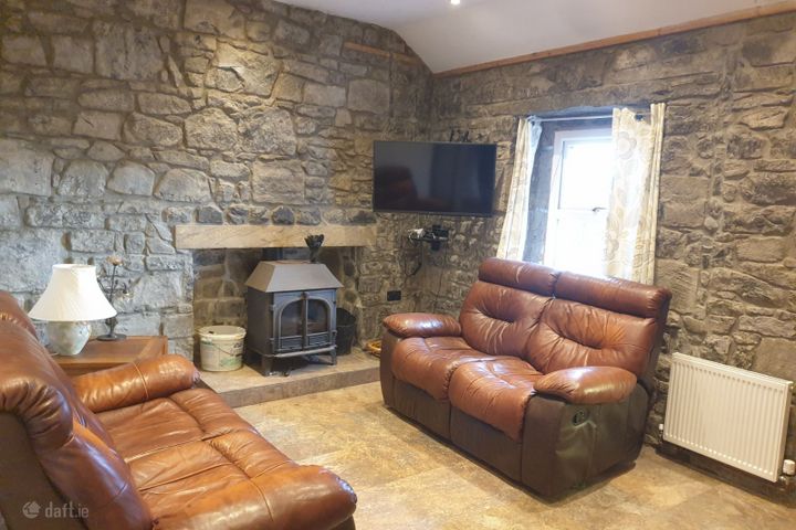 Turville, Roscommon Town, Co. Roscommon, F42PH29