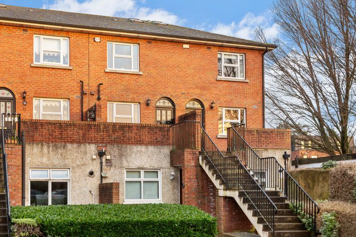15 Eaton Hall, Terenure Road North, Dublin 6W, D6WY897