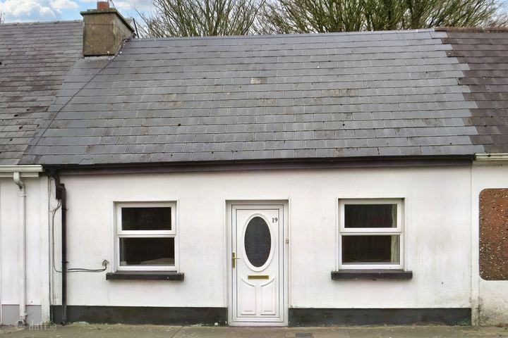 19 West End, Milford, Charleville, Cork