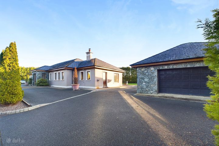 Maple House, Three Arches, Coolcorcan, Kerry