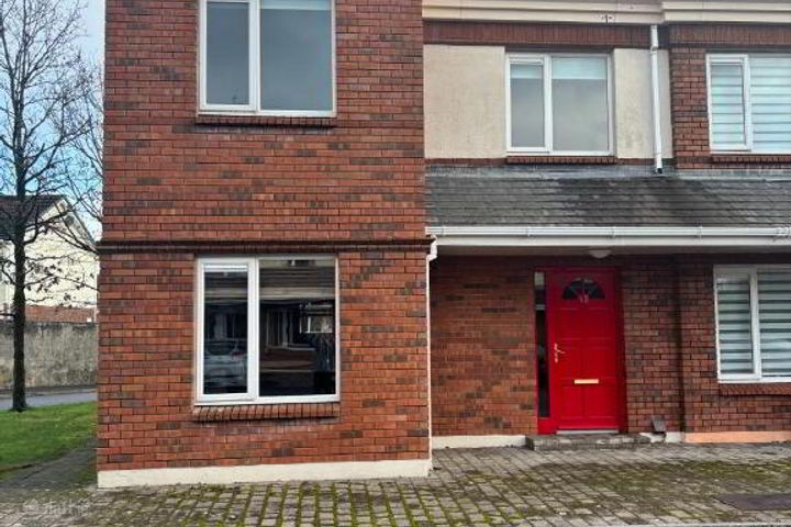 The Oak Courtyard, 13 Bellview Woods, Ballydowney, Killarney, Co. Kerry