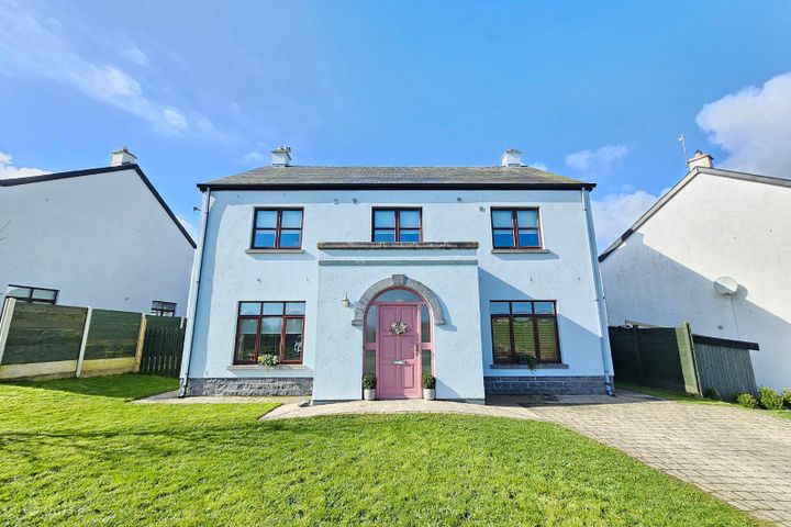 11 Ard Na Mainistreach, Quin, Ennis, Co Clare, V95KT91