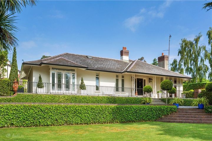 Rathnore, Brennanstown Rd, Dublin 18, Dublin 18, Dublin