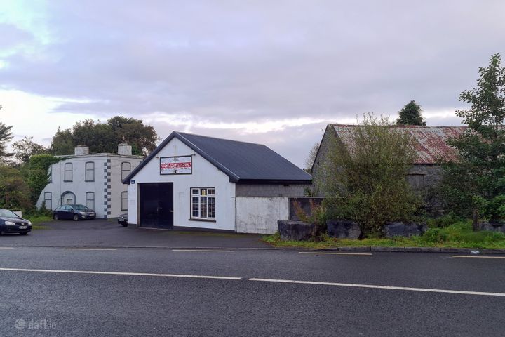 Ballagh St., Charlestown, Co. Mayo