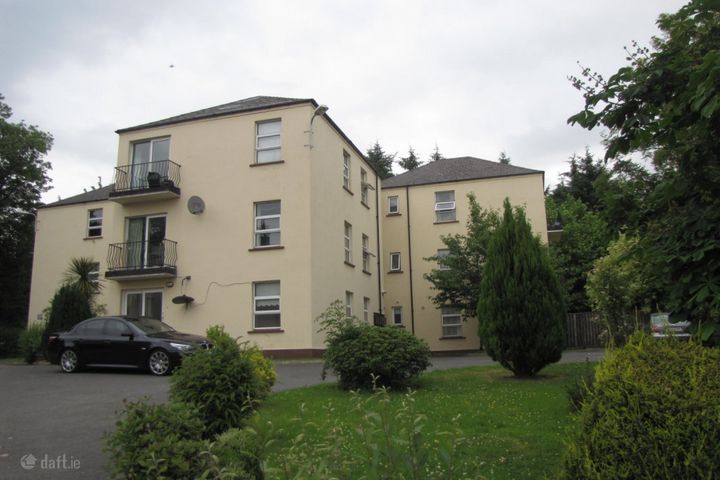 5 Highfield House, Letterkenny, Co. Donegal
