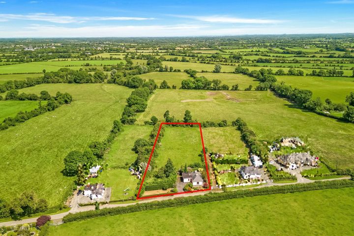 Cloneycavan, Ballivor, Co. Meath, C15 TR63