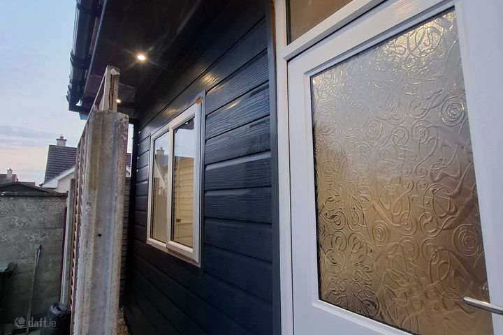 8 Springfield Drive, Celbridge, Naas, Celbridge, Co. Kildare