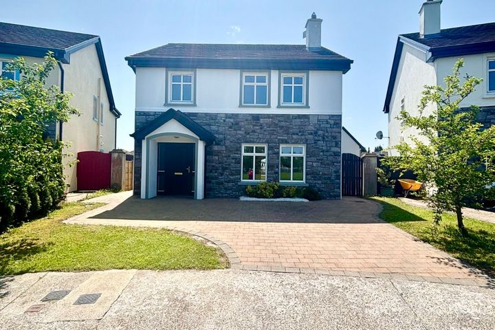 3 College Woods, Balla, Balla, Co. Mayo, F23K797