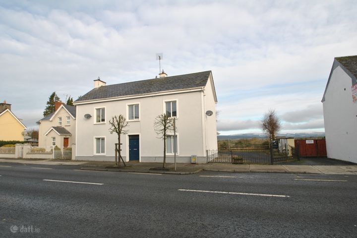 Mistletoe House (Three Bed House), Main St, Borris in Ossory, Co. Laois