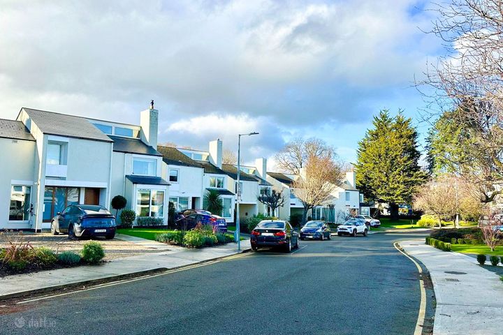 17 Brooklawn, Blackrock, Blackrock, Co. Dublin, A94V4P1 - Photo 2