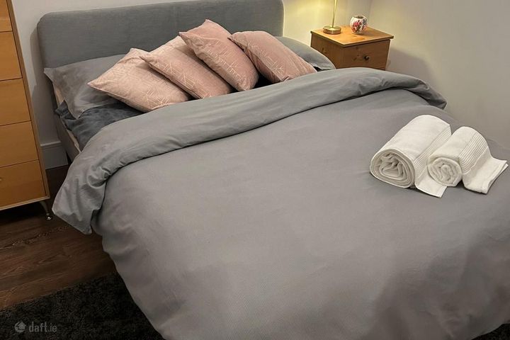 Citywest Village, Citywest, Dublin 24