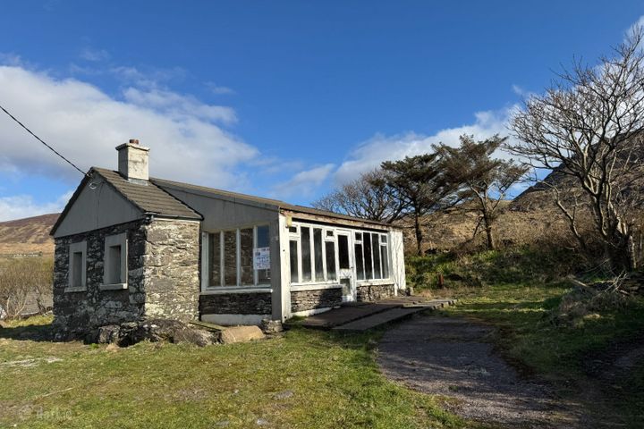 Rinneen, Caherdaniel, Waterville, Co. Kerry, V23E678