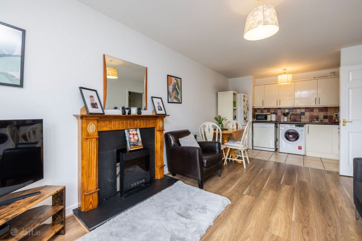 Apartment 58, Tolka Vale, Glasnevin, Dublin 11, D11R282 - Photo 3