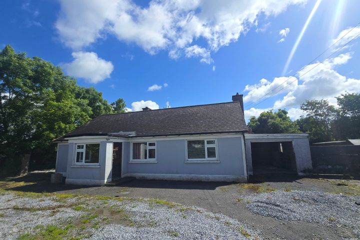 Lochnvar, Broghill Road, Charleville, Co. Cork, P51EK52