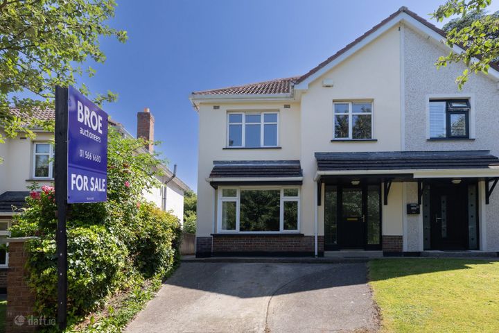 2 Monastery Heath Avenue, Clondalkin, Dublin 22, D22YT35